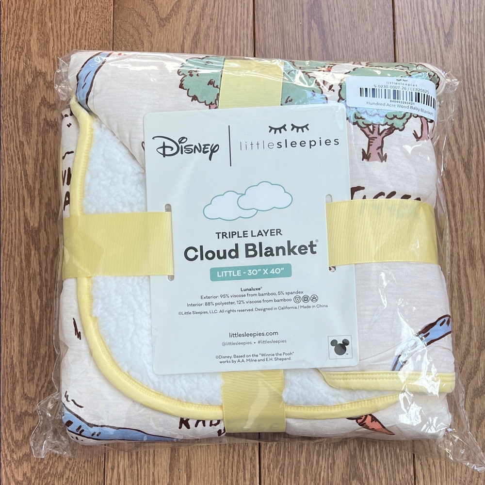 Little Sleepies Winnie the Pooh cloud blanket